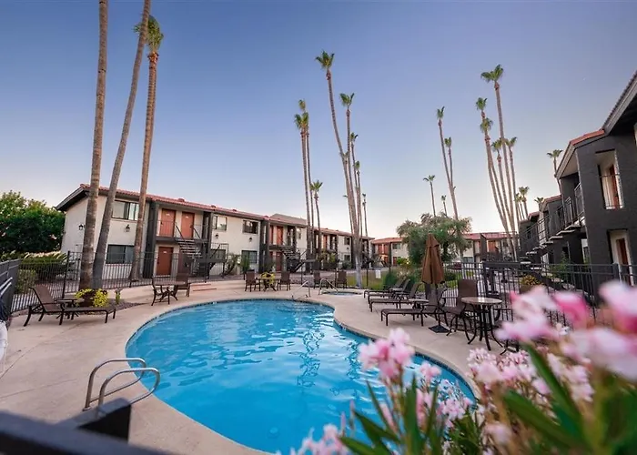 230 Fully Furnished 1br Suite-prime Location Scottsdale