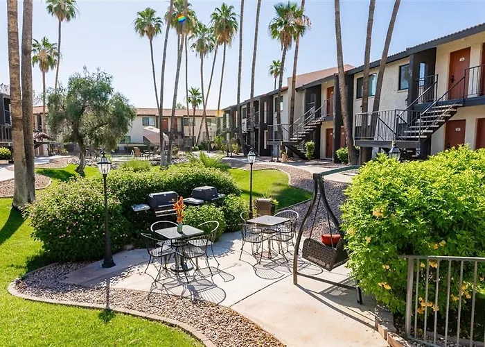 230 Fully Furnished 1br Suite-prime Location Apartment Scottsdale